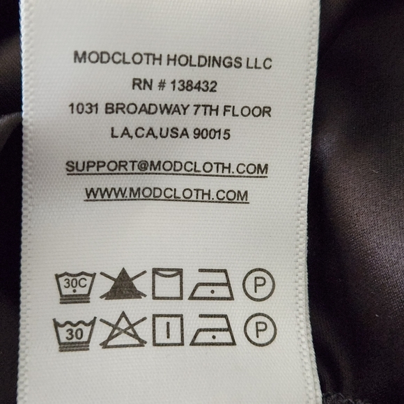 ModCloth Meow Bouquet Pleated Swing Skirt - Picture 10 of 13